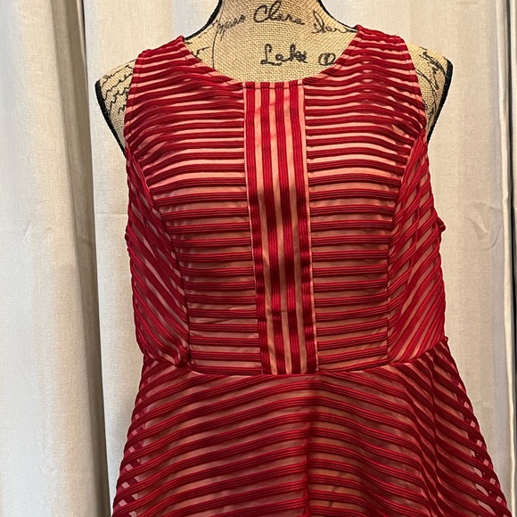 Torrid Plus 0 zero dark red shadow tank top sheer stripe - Picture 4 of 5